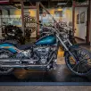 HARLEY-DAVIDSON SOFTAIL BREAKOUT HARLEY-DAVIDSON SOFTAIL BREAKOUT