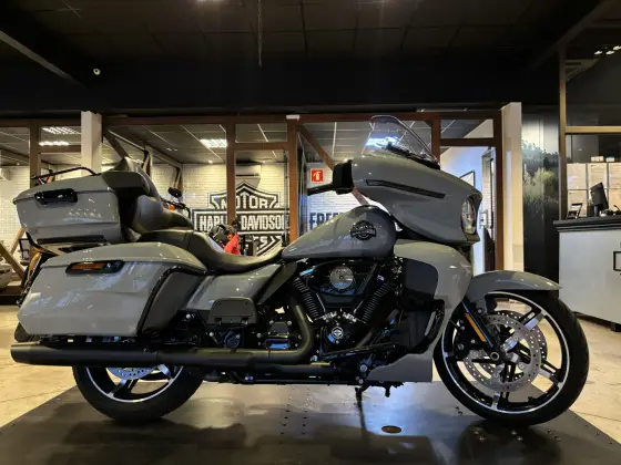 HARLEY-DAVIDSON STREET GLIDE ULTRA 