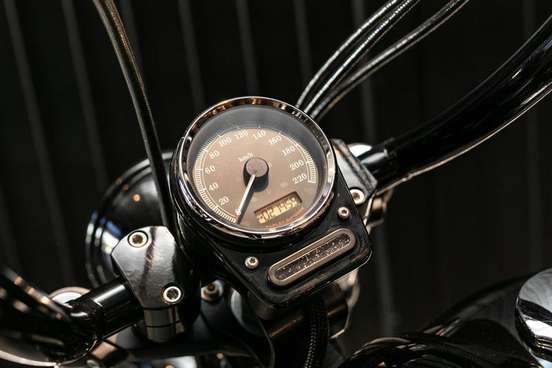 HARLEY-DAVIDSON-SOFTAIL BLACKLINE-2012