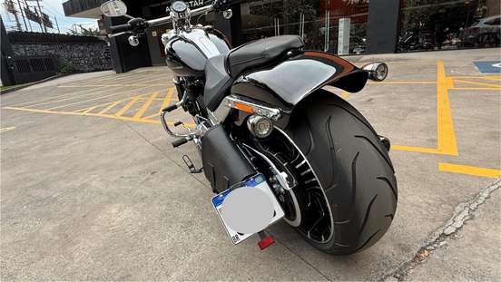 HARLEY-DAVIDSON-SOFTAIL BREAKOUT-2025