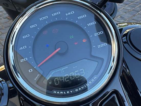 HARLEY-DAVIDSON-SPORT GLIDE HARLEY-DAVIDSON-SPORT GLIDE-2020