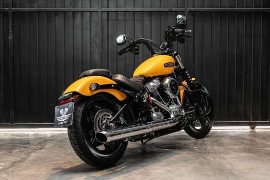 HARLEY-DAVIDSON-STREET BOB-2025