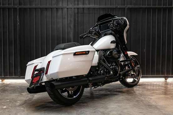HARLEY-DAVIDSON-STREET GLIDE-2024