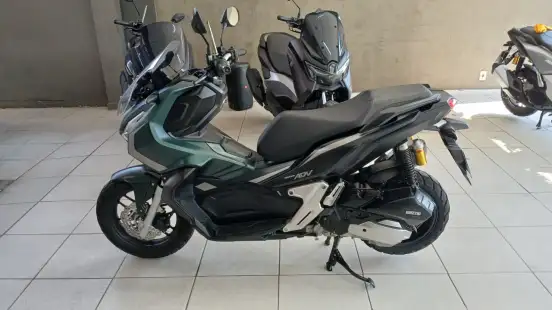 HONDA-ADV-2024