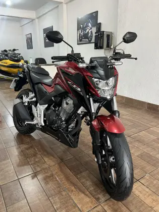 HONDA CB 300F TWISTER CBS HONDA CB 300F TWISTER CBS