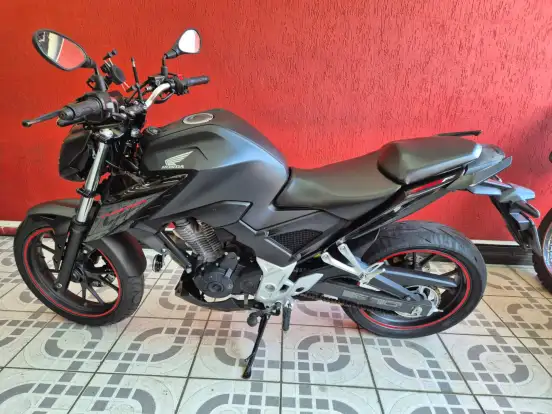 HONDA-CB 300F TWISTER CBS HONDA-CB 300F TWISTER CBS-2024