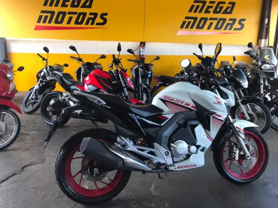 HONDA CB TWISTER 