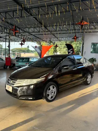 HONDA CITY 1.5 EX 16V FLEX 4P AUTOMÁTICO HONDA CITY 1.5 EX 16V FLEX 4P AUTOMÁTICO