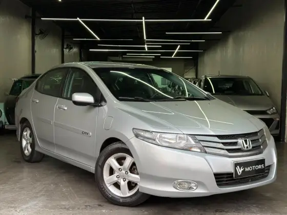 HONDA CITY 1.5 LX 16V FLEX 4P MANUAL HONDA CITY 1.5 LX 16V FLEX 4P MANUAL