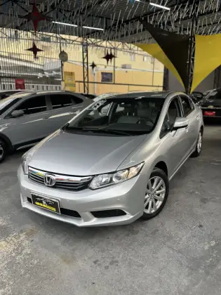 HONDA CIVIC 1.8 LXL 16V FLEX 4P AUTOMÁTICO HONDA CIVIC 1.8 LXL 16V FLEX 4P AUTOMÁTICO