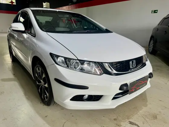 HONDA CIVIC 2.0 LXR 16V FLEX 4P AUTOMÁTICO HONDA CIVIC 2.0 LXR 16V FLEX 4P AUTOMÁTICO