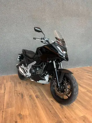 HONDA NC 750X ABS HONDA NC 750X ABS
