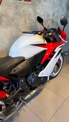 HONDA-CBR 600F-2013