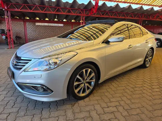 HYUNDAI AZERA 3.0 MPFI GLS V6 24V GASOLINA 4P AUTOMÁTICO HYUNDAI AZERA 3.0 MPFI GLS V6 24V GASOLINA 4P AUTOMÁTICO