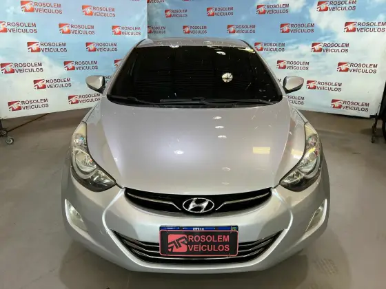 HYUNDAI ELANTRA 1.8 GLS 16V GASOLINA 4P AUTOMÁTICO HYUNDAI ELANTRA 1.8 GLS 16V GASOLINA 4P AUTOMÁTICO