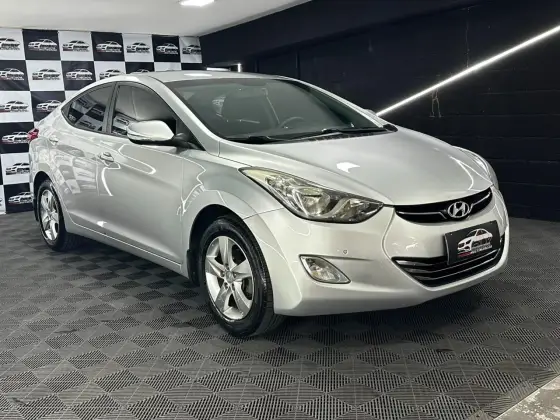 HYUNDAI ELANTRA 2.0 GLS 16V FLEX 4P AUTOMÁTICO HYUNDAI ELANTRA 2.0 GLS 16V FLEX 4P AUTOMÁTICO