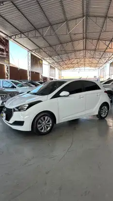 HYUNDAI-HB20-2019