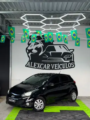 HYUNDAI HB20 1.6 COMFORT PLUS 16V FLEX 4P MANUAL HYUNDAI HB20 1.6 COMFORT PLUS 16V FLEX 4P MANUAL