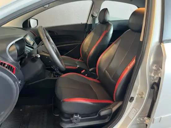 HYUNDAI-HB20-2017