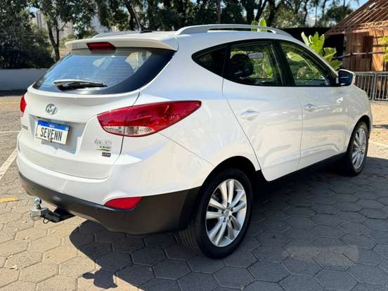 HYUNDAI-IX35-2.0 16V FLEX 4P AUTOMÁTICO HYUNDAI-IX35-2015