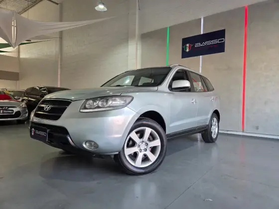 HYUNDAI SANTA FÉ 2.7 MPFI GLS 7 LUGARES V6 24V GASOLINA 4P AUTOMÁTICO HYUNDAI SANTA FÉ 2.7 MPFI GLS 7 LUGARES V6 24V GASOLINA 4P AUTOMÁTICO