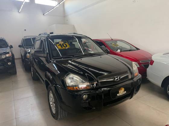 HYUNDAI TUCSON 2.0 MPFI GL 16V 142CV 2WD GASOLINA 4P MANUAL HYUNDAI TUCSON 2.0 MPFI GL 16V 142CV 2WD GASOLINA 4P MANUAL