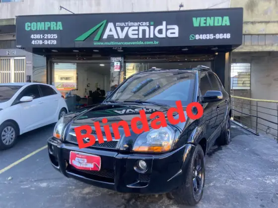 HYUNDAI TUCSON 2.0 MPFI GLS 16V 143CV 2WD GASOLINA 4P AUTOMÁTICO HYUNDAI TUCSON 2.0 MPFI GLS 16V 143CV 2WD GASOLINA 4P AUTOMÁTICO