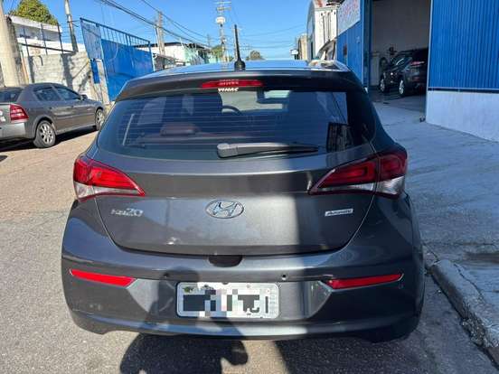 HYUNDAI-HB20-2018
