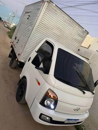 HYUNDAI HR 2.5 LONGO COM CAÇAMBA 4X2 16V 130CV TURBO INTERCOOLER DIESEL 2P MANUAL