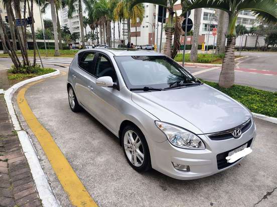 HYUNDAI-I30-2011