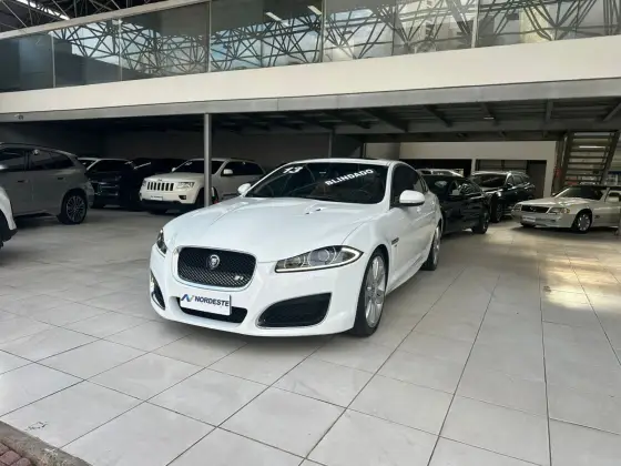 JAGUAR XFR 5.0 V8 32V GASOLINA 4P AUTOMÁTICO JAGUAR XFR 5.0 V8 32V GASOLINA 4P AUTOMÁTICO