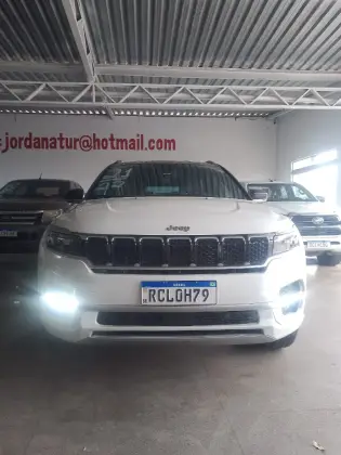 JEEP COMMANDER 2.0 TD380 TURBO DIESEL OVERLAND AT9 JEEP COMMANDER 2.0 TD380 TURBO DIESEL OVERLAND AT9