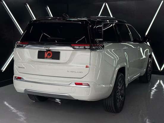 JEEP-COMMANDER-2023