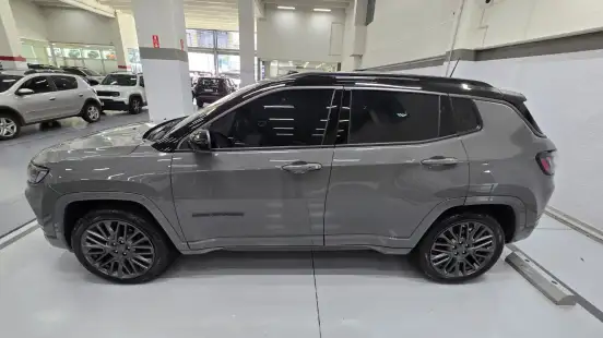 JEEP-COMPASS-2022