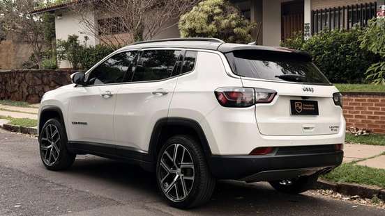 JEEP-COMPASS-2024