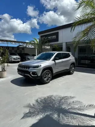 JEEP COMPASS 2.0 TD350 TURBO DIESEL LONGITUDE AT9 JEEP COMPASS 2.0 TD350 TURBO DIESEL LONGITUDE AT9