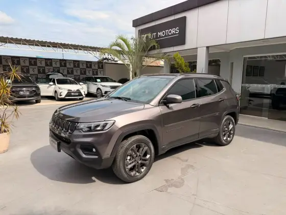 JEEP COMPASS 2.0 TD350 TURBO DIESEL LONGITUDE AT9 JEEP COMPASS 2.0 TD350 TURBO DIESEL LONGITUDE AT9