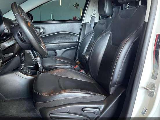 JEEP-COMPASS-2.0 16V DIESEL LONGITUDE 4X4 AUTOMÁTICO JEEP-COMPASS-2017