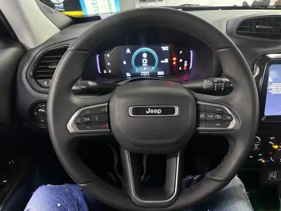 JEEP-RENEGADE-2025