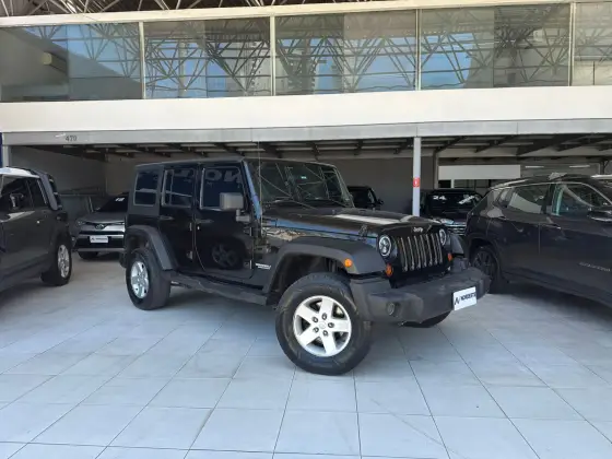 JEEP WRANGLER 3.8 UNLIMITED SPORT 4X4 V6 12V GASOLINA 4P AUTOMATICO