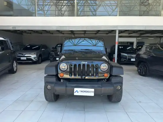JEEP-WRANGLER-2010