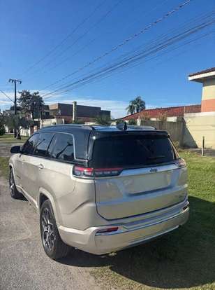 JEEP-COMMANDER-2022