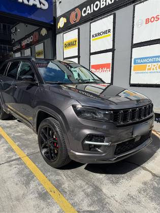 JEEP COMMANDER 2.0 HURRICANE 4 TURBO GASOLINA BLACKHAWK AT9
