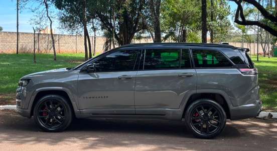 JEEP-COMMANDER-2024