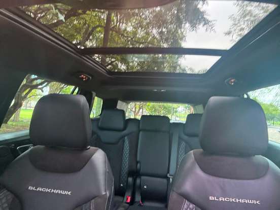 JEEP-COMMANDER-2024