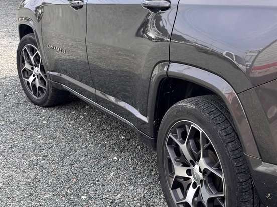 JEEP-COMMANDER-2.0 TD380 TURBO DIESEL OVERLAND AT9 JEEP-COMMANDER-2021