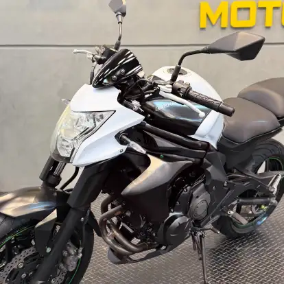 KAWASAKI-ER-6N-2014