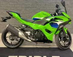 KAWASAKI NINJA 500 SE KAWASAKI NINJA 500 SE