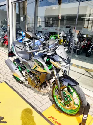 KAWASAKI-Z500 SE-2025