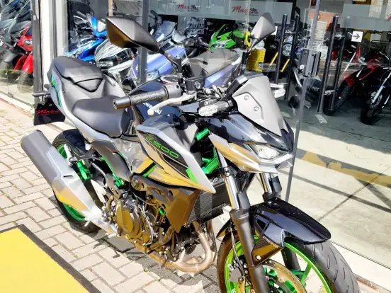 KAWASAKI-Z500 SE KAWASAKI-Z500 SE-2025